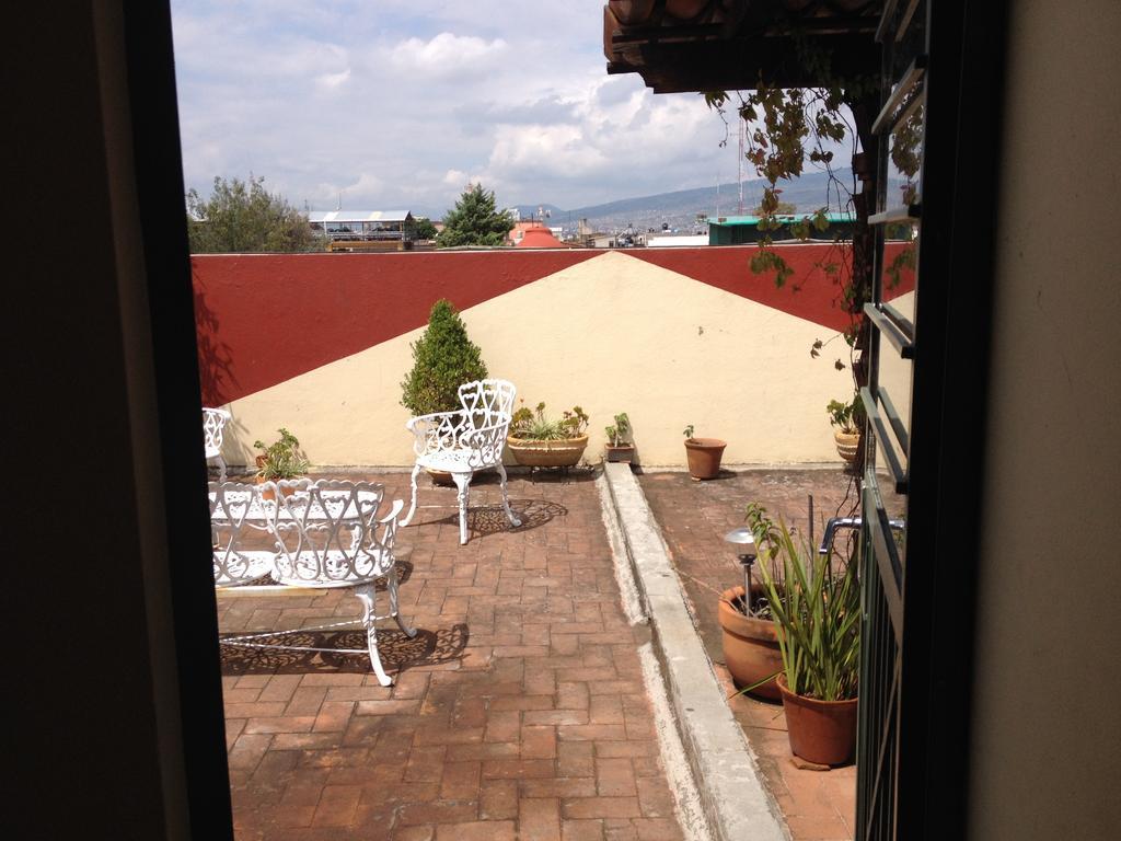 Hostal Casa Castillo Morelia Exterior photo