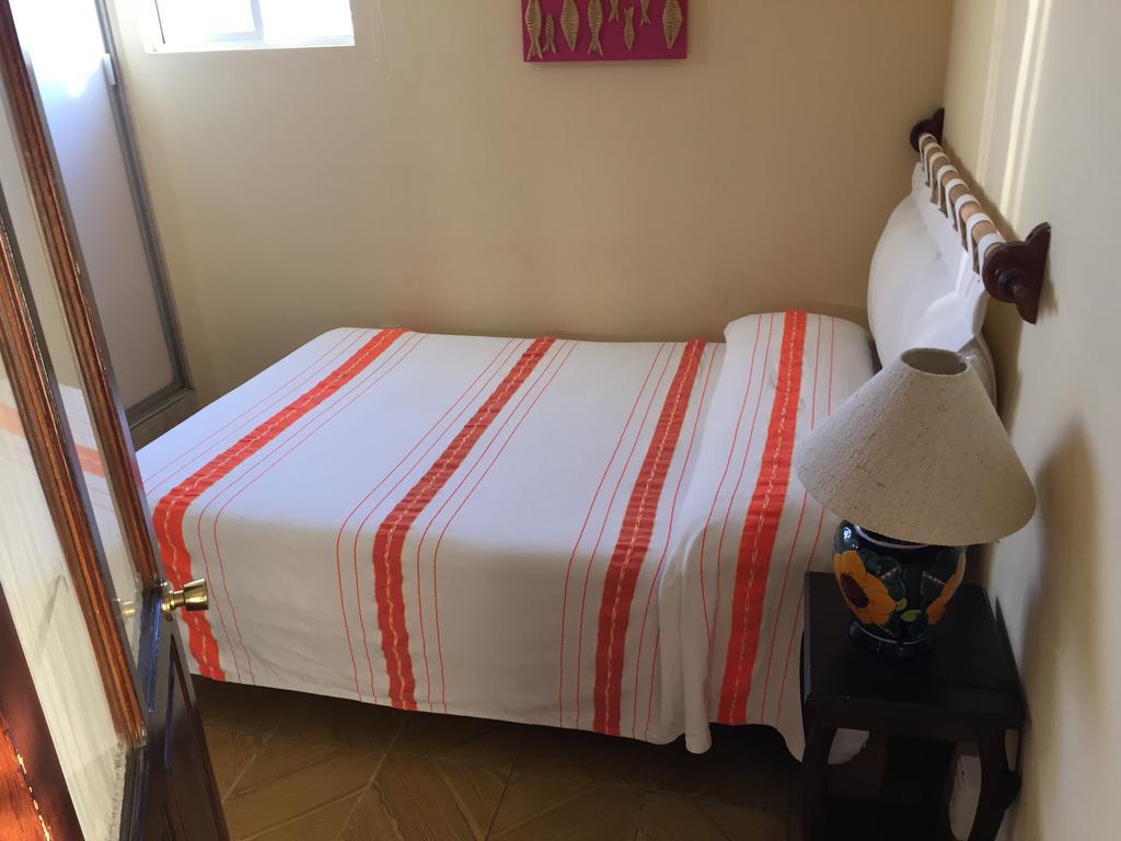 Hostal Casa Castillo Morelia Room photo