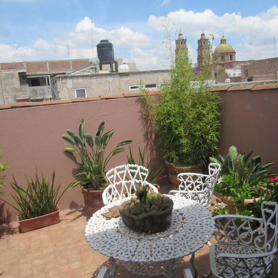 Hostal Casa Castillo Morelia Exterior photo